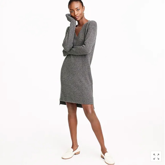Long-sleeve sweater dress w/hi-low hem V-neckH9703 - Picture 1 of 5